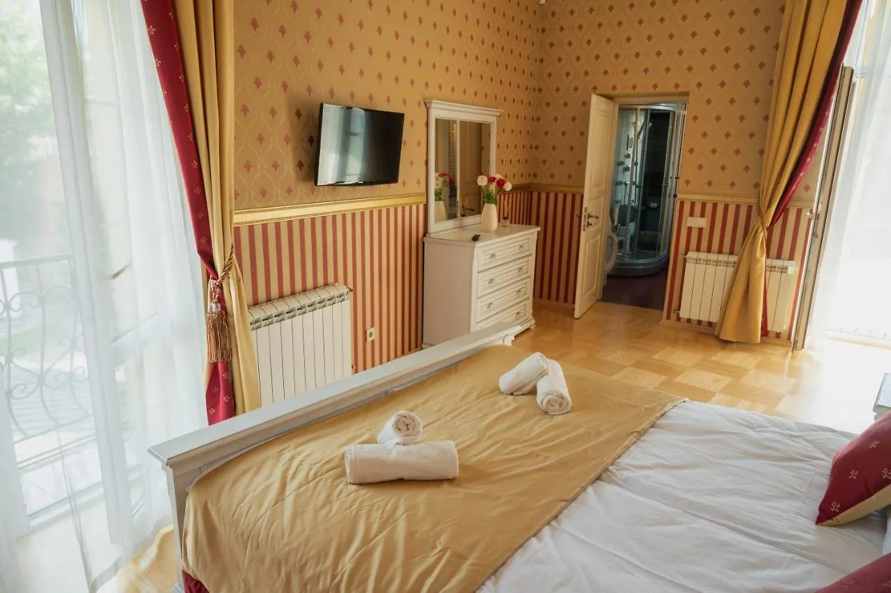 One Bedroom Apartment With Balcony-Kostyushka Street,16 Lviv Ukrayna